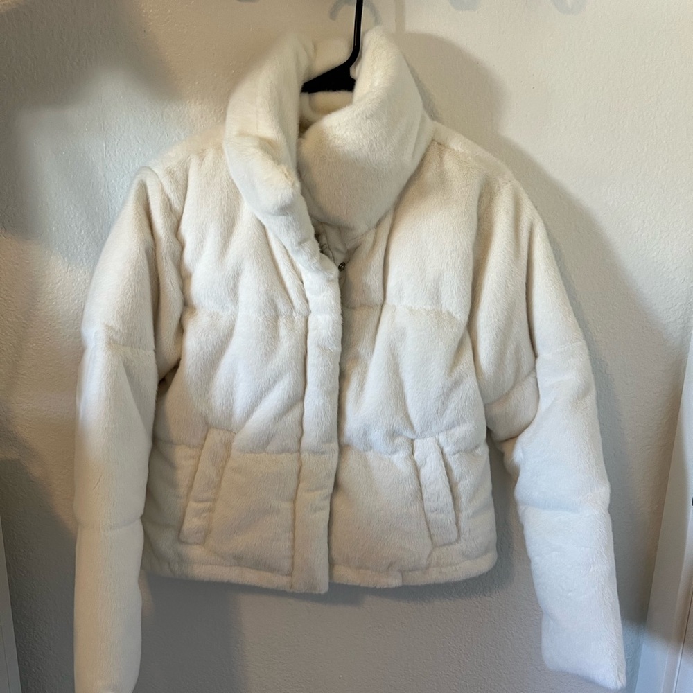 XS, White Abercrombie Mini Puffer